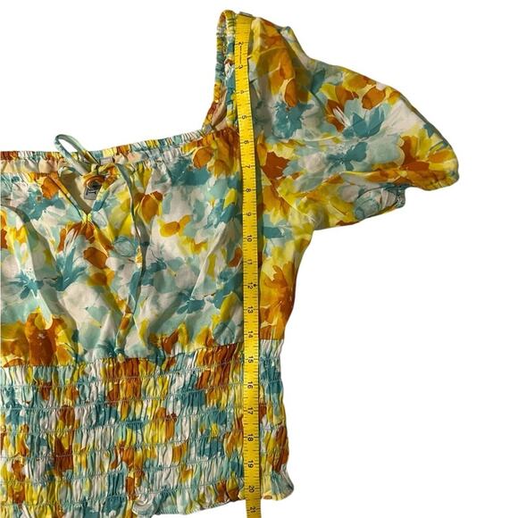 NWT KUT FROM THE KLOTH scoop neck cropped smocked top in green/orange/white - L - Picture 8 of 9